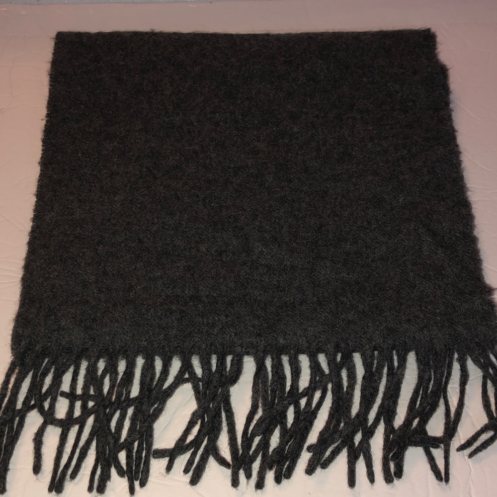 Club Room by Macy’s Charcoal Gray 100% Cashmere Fringe Scarf - 62”x11”